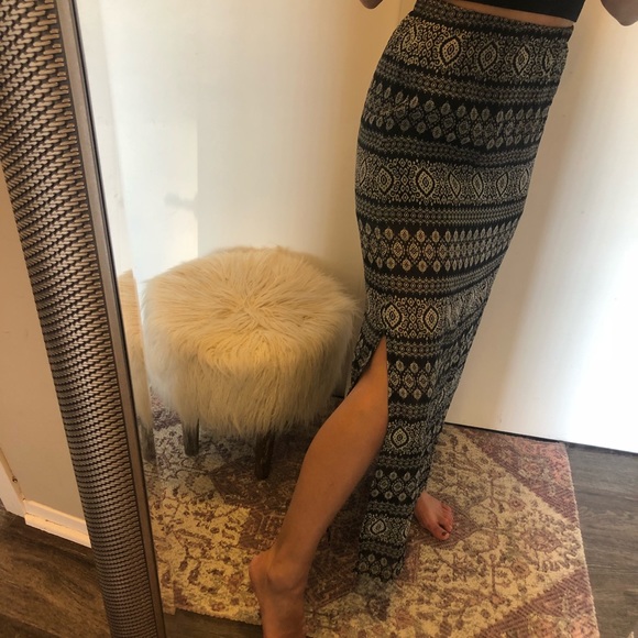 PacSun Boho Maxi Skirt - Picture 3 of 4